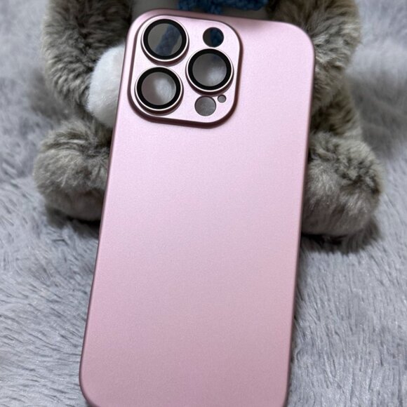 Cream iPhone16 Case - Picture 1 of 2